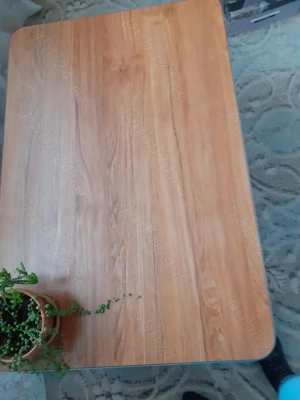 Măsuță din pal melaminat 