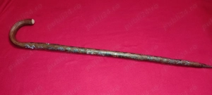 baston vintage lemn cu 40 embleme aplicate  model deosebit