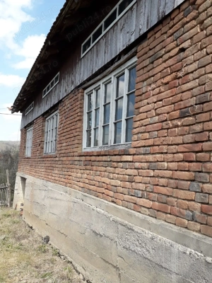 Vand casa 254 MP +  curte 439 MP  + teren intravilan 1.5 HA - Borlovenii-Noi, judetul Caras-Severin - imagine 2