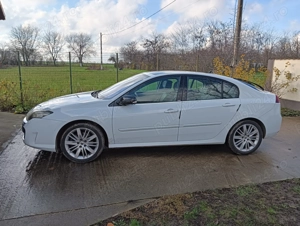 Renault Laguna III - imagine 3