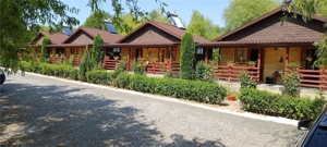 COMPLEX 5 CABANE DIN LEMN CU ACCES LA DUNARE + teren  in Podul Gornei, jud. CS - imagine 2