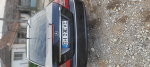 Mercedes Benz E-  Class - imagine 4