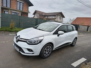 Vând Renault Clio