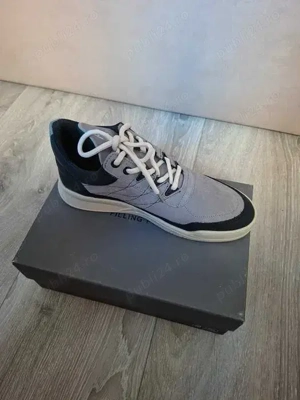 Filling Pieces Low Top Tweek