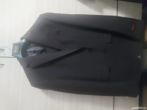 Vând costum dovani cu trei piese