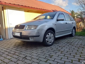 Skoda fabia  adaptat persoanelor cu dizabilitati locomotorii - imagine 2