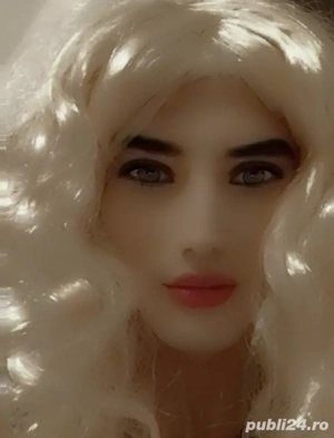 buna ziua azi am venit în Brașov nou pemtru voi pentru câteva zile in brasov numele meu este Miruna 