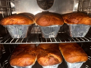 Vand cozonaci pentru sarbatori