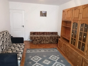 Închiriez apartament 2 camere Stefan cel Mare 270 euro negociabil 