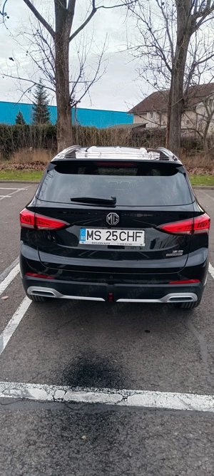 MG ZS HEV 5 usi Exclusive 1.5L GSL HEV 197 CP AT 2025 - imagine 10
