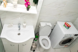 Inchiriez apartament , 2 camere , semidecomandat , etaj 4 , Splaiul 1 decembrie , cu vedere superba - imagine 6