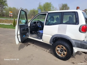 nissan terrano 2 - imagine 3