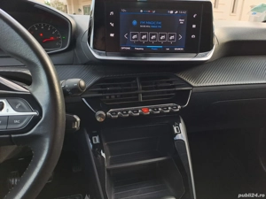 Peugeot 208 purtech 1.2 benzina - imagine 3