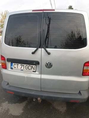 Vand schimb Vw T5,8+1 modelul lung 1,9 diesel,an fabricație  2009 - imagine 3