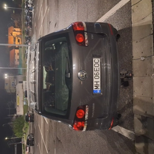 Vand vw touareg 2.5 din anul 2009 cu volanul pe partea dreapta - imagine 2