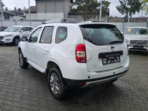 Dacia Duster 1.5 DCI 110 CP - imagine 6