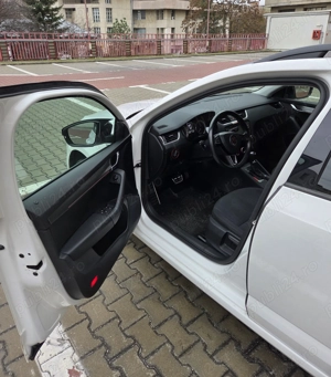 Skoda Octavia Combi Diesel 1.6 TDI DSG Style - imagine 7