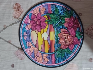 Tablou pictat cu pietricele 