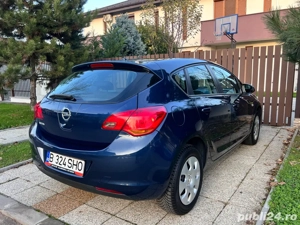Opel Astra J 2010 1.4 benzina euro 5  - imagine 4
