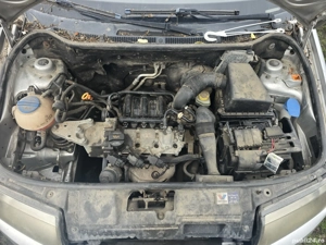 Dezmembrez Skoda Fabia 1.2 benzina - imagine 3