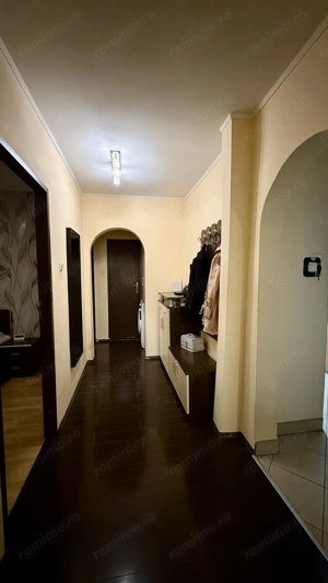 Vand apartament 3 camere Targu Mures zona Dambul Pietros - imagine 3