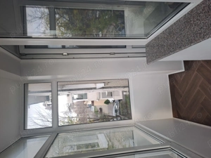 Vând apartament o cameră  - imagine 5