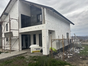 Vând casă cartier Livada în - imagine 2