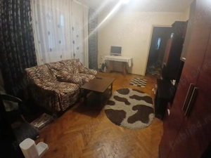 Apartament 3 camere   Semidecomandat | Etaj 2 4 | Zona Gorjului - imagine 3