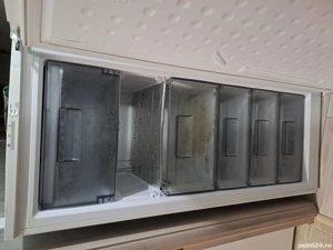 Vând Congelator Artic