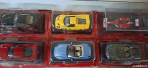 vand colectia masinute Ferrari