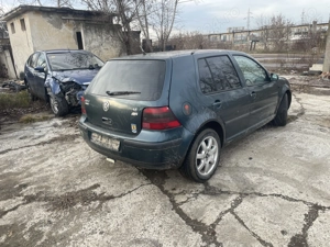 Dezmembrez Volkswagen Golf 4 1.6 16V AZD 77kW 105Hp Verde an 2001 - imagine 3