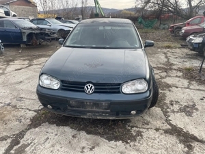 Dezmembrez Volkswagen Golf 4 1.6 16V AZD 77kW 105Hp Verde an 2001 - imagine 2
