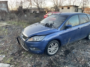 Dezmembrez Ford Focus II Facelift Hatchback 1.6 TDCi 80kW 109CP an 2010 - imagine 2