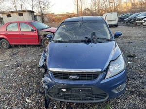 Dezmembrez Ford Focus II Facelift Hatchback 1.6 TDCi 80kW 109CP an 2010 - imagine 3