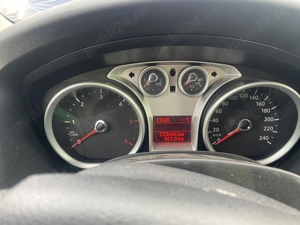 Dezmembrez Ford Focus II Facelift Hatchback 1.6 TDCi 80kW 109CP an 2010 - imagine 6