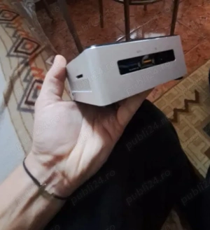 Mini pc Intel Nuc I3 Gen 6 functionare perfecta.