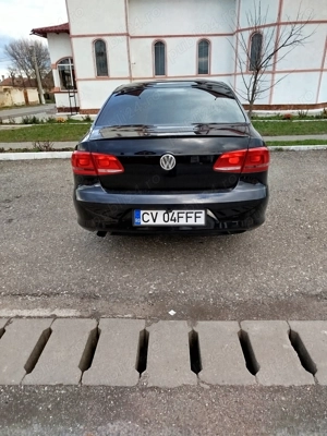 Volkswagen Passat berlina  - imagine 4