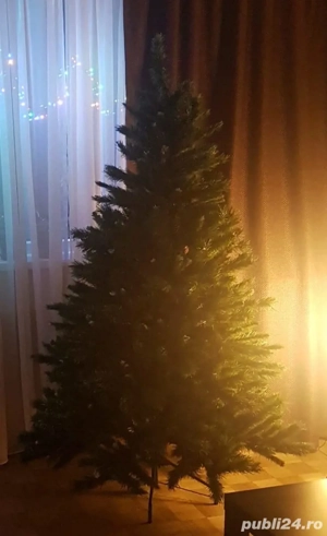 Brad artificial de Crăciun 