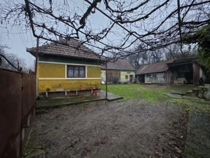 Casă tradițională în localitatea Vărmaga, județul Hunedoara - imagine 6