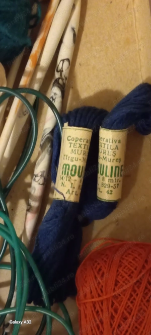 Lot firuri vechi de brodat-tricotat - Coton Perle si andele - imagine 2