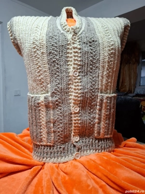 Veste din lana crosetate manual - imagine 4