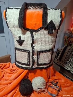 Veste din lana crosetate manual - imagine 5