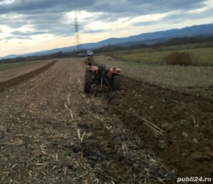 Tractor 445 romanesc - imagine 2