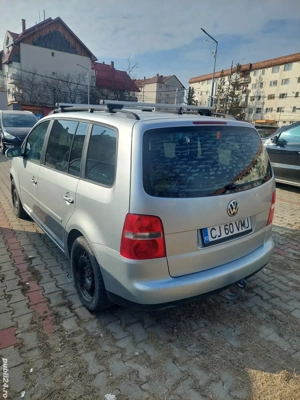 Vând Vw Touran 2005 - imagine 4
