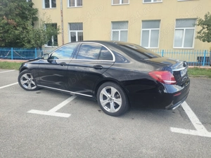 Vând Mercedes E 220 Panoramic 2018 - imagine 5