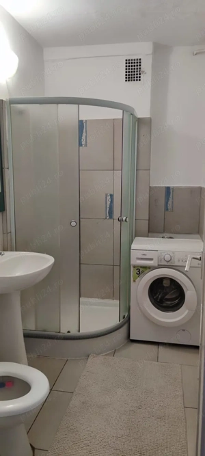 Închiriez ap 2 Camere ultracentral ,proprietar - imagine 4