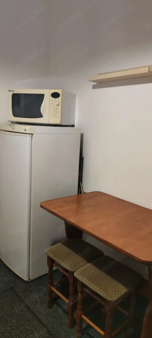 Închiriez ap 2 Camere ultracentral ,proprietar - imagine 5