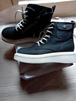 Vând ghete de dama mărimea 38