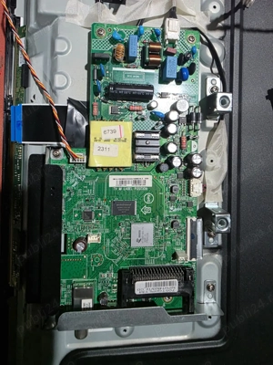 Dezmembrez tv Philips 32pht4503