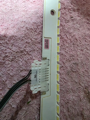 bareta led de pe tv Samsung ue49k5672 - imagine 5